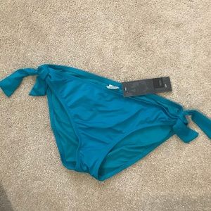 Full coverage bikini bottoms